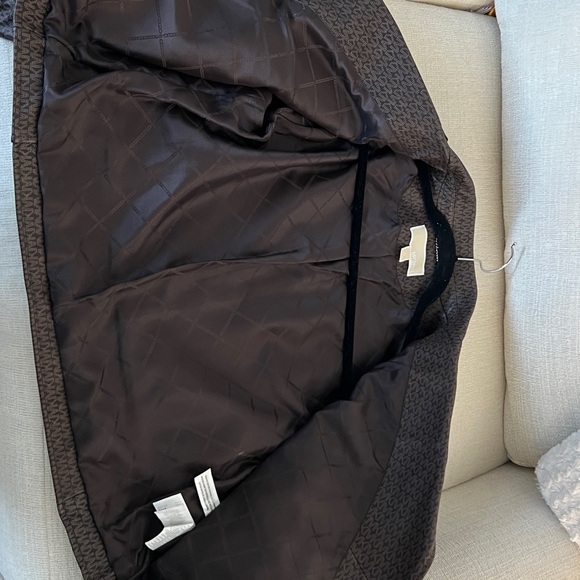 Michael Kors Brown Leather Bomber Jacket “NEW” never worn GOLD zipper snaps! - Picture 8 of 8